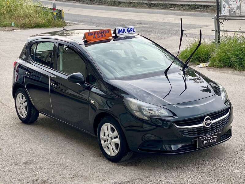 Usata Opel Corsa 69 CV (50 kW) 2016 Nero Utilitaria