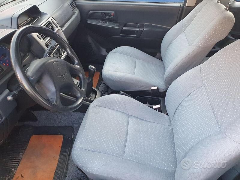 Usata Mitsubishi Pajero 114 CV (83 kW) 2003 Nero SUV