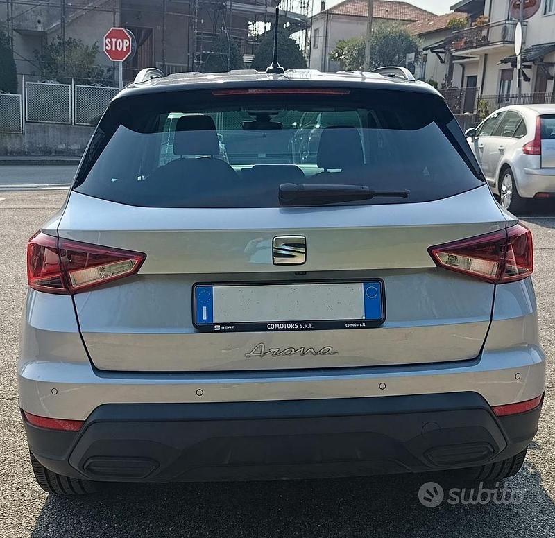 Usata Seat Arona Black Edition 95 CV (69 kW) 2024 Grigio SUV