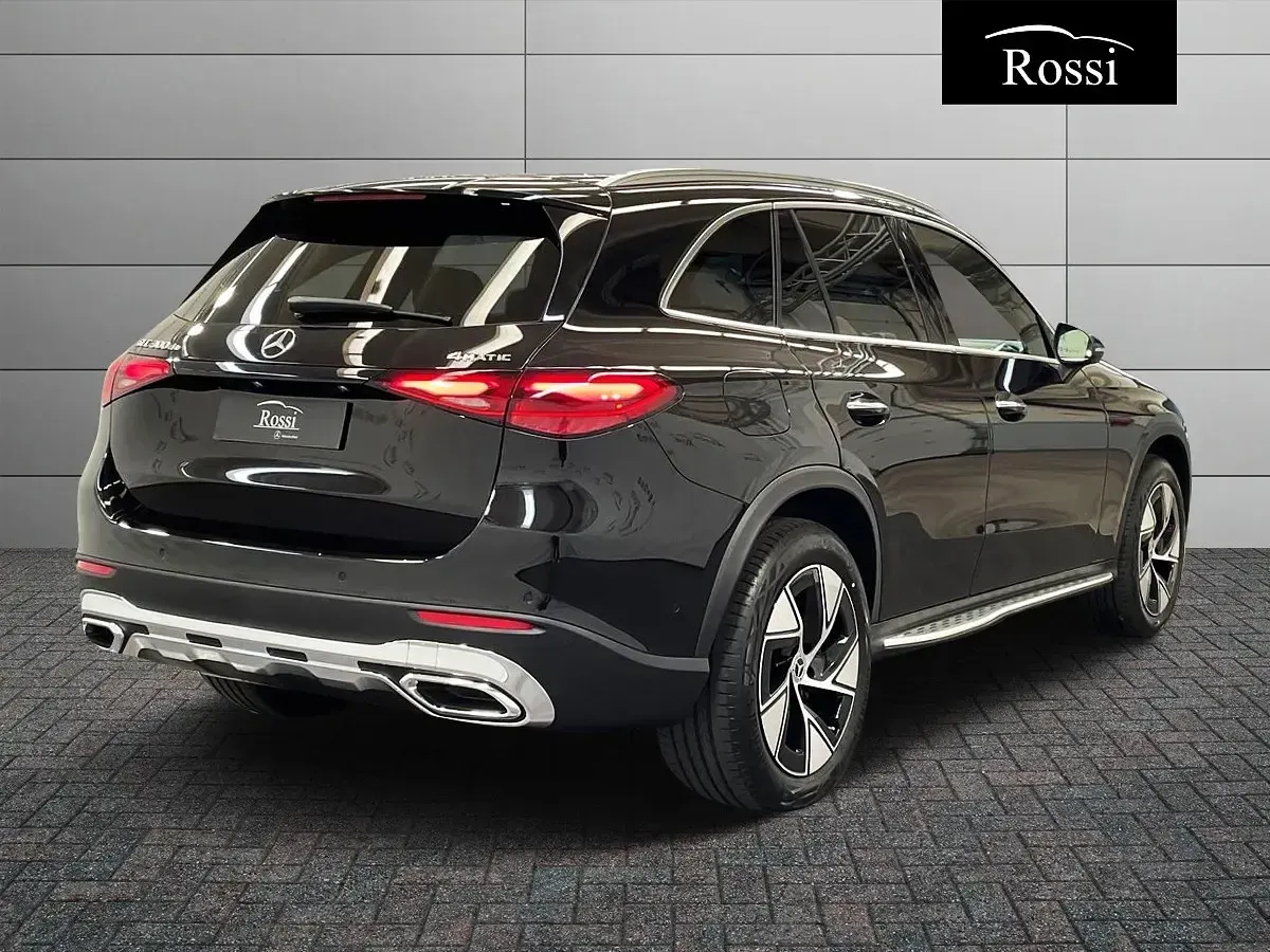 Nuova Mercedes GLC300de 197 CV (144 kW) 2026