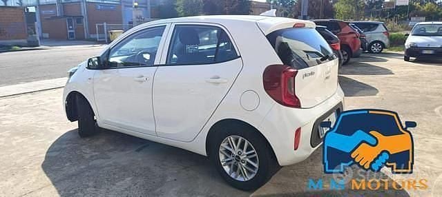 Usata Kia Picanto Urban 109 CV (80 kW) 2023 Bianco Utilitaria