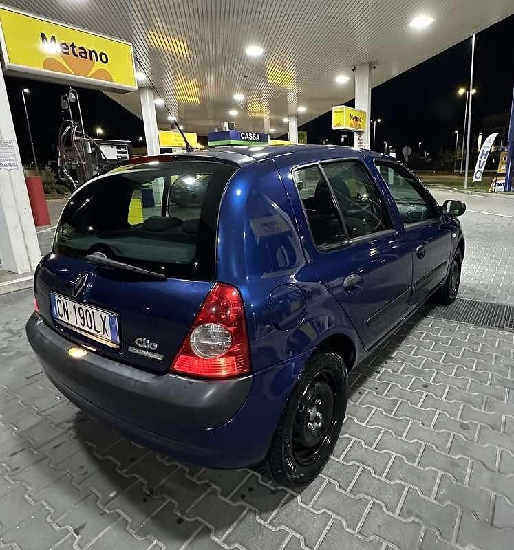 Usata Renault Clio II 75 CV (55 kW) 2005 Berlina