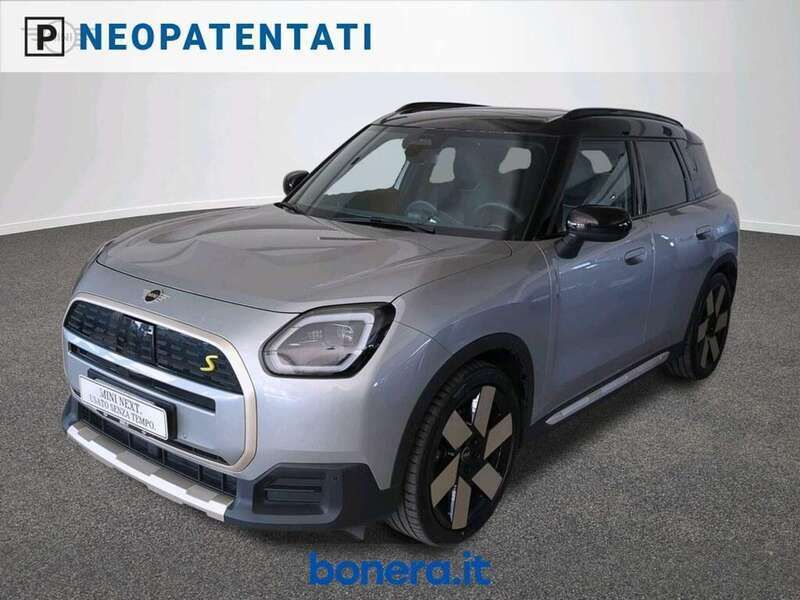 Usata Mini Cooper S Countryman Favoured 230 kW (313 CV) 2024 Melting silver iii SUV