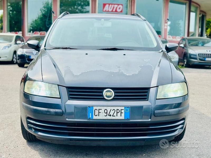 Usata Fiat Stilo Dynamic 133 CV (97 kW) 2003 Grigio Station wagon
