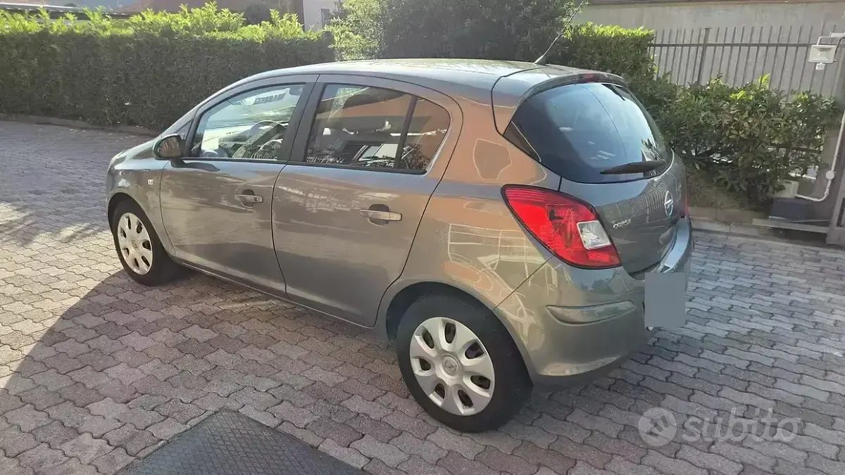 Usata Opel Corsa 86 CV (63 kW) 2014 Grigio Utilitaria