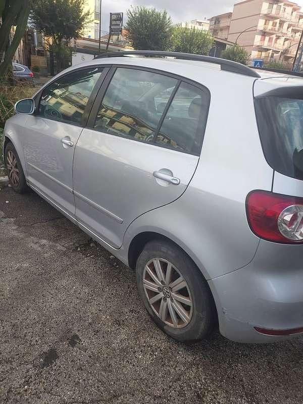 Argento Usata 2010 VW Golf Plus Cross Monovolume | 3500 € (Ottimo prezzo) - Immagine 1/1