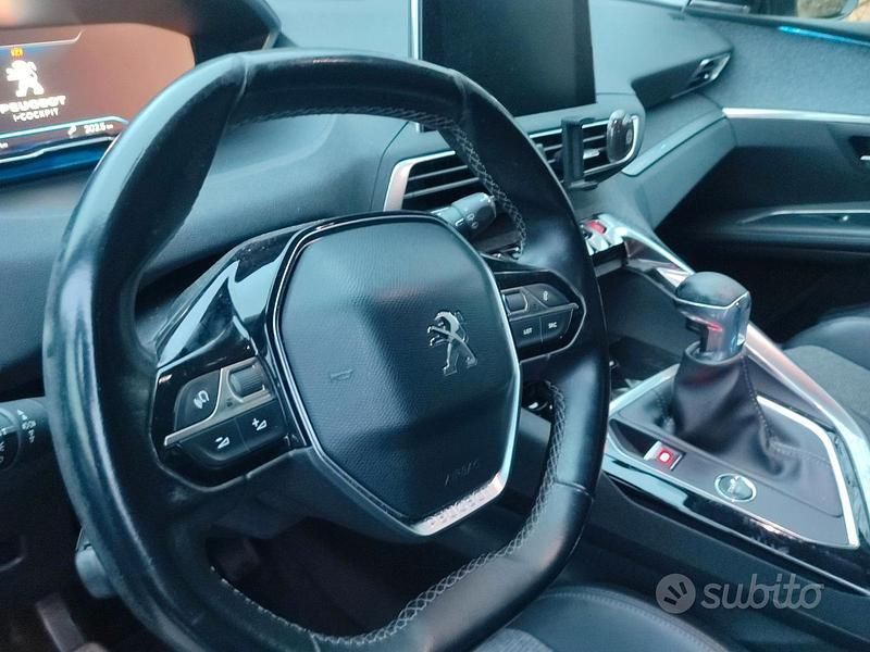 Usata Peugeot 5008 Allure 150 CV (110 kW) 2018 Bianco SUV