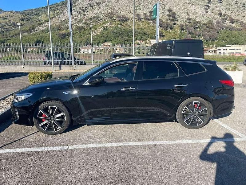 Usata Kia Optima GT 245 CV (180 kW) 2017 Nero Station wagon