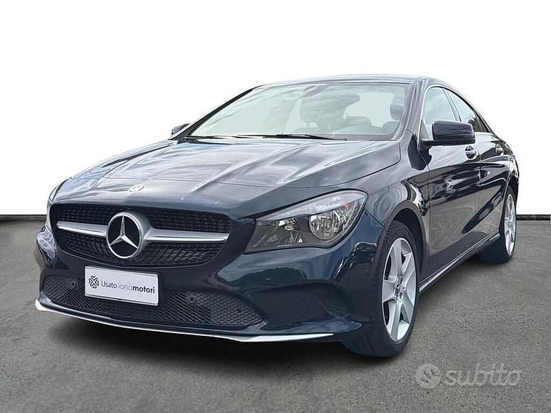 Usata Mercedes CLA180 Premium 109 CV (80 kW) 2017 Blu Berlina