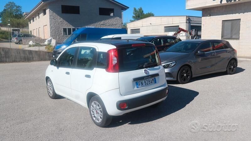 Usata Fiat Panda Easy 95 CV (69 kW) 2016 Bianco Utilitaria