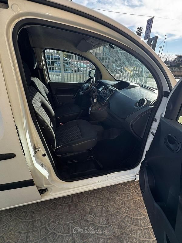 Usata Renault Kangoo 75 CV (55 kW) 2016 Bianco Monovolume