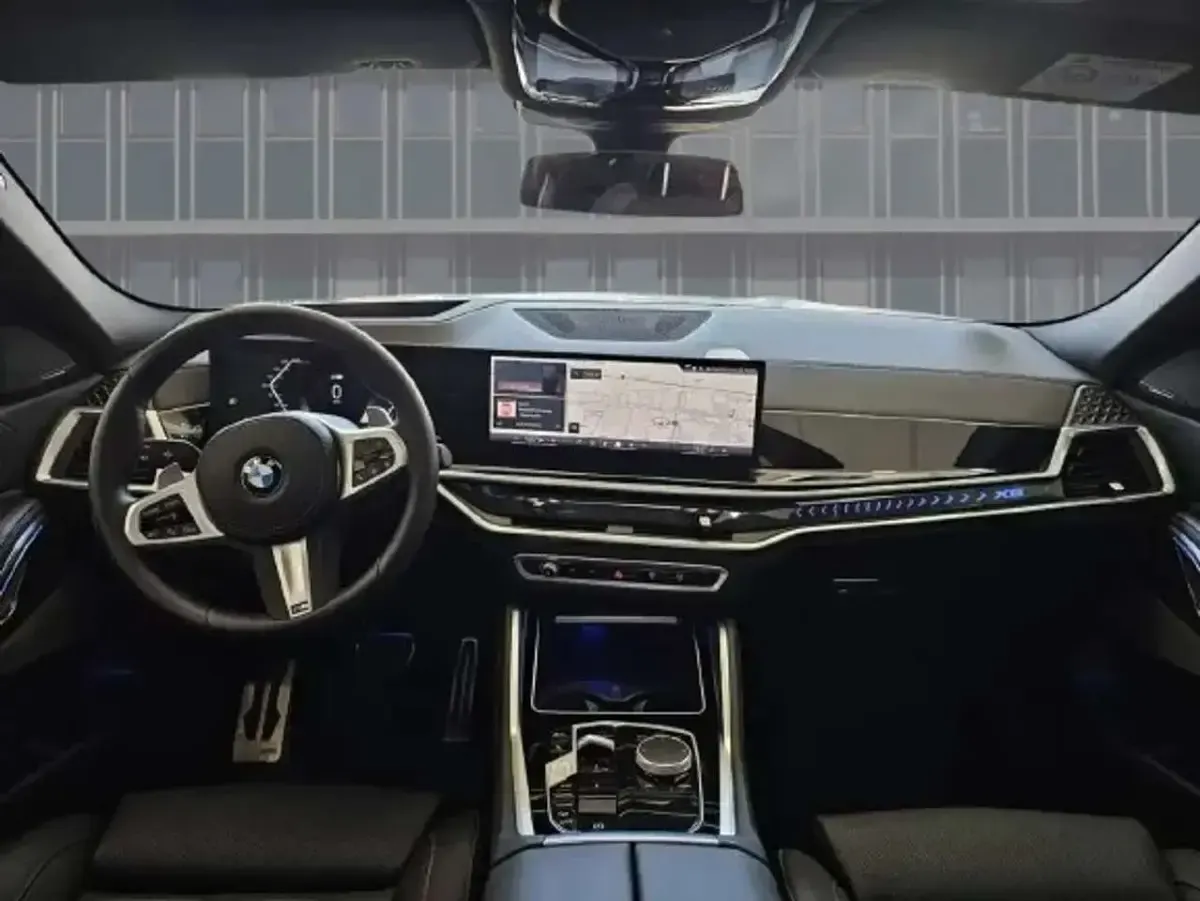 Usata BMW X6 M Sport 298 CV (219 kW) 2025 Grigio SUV