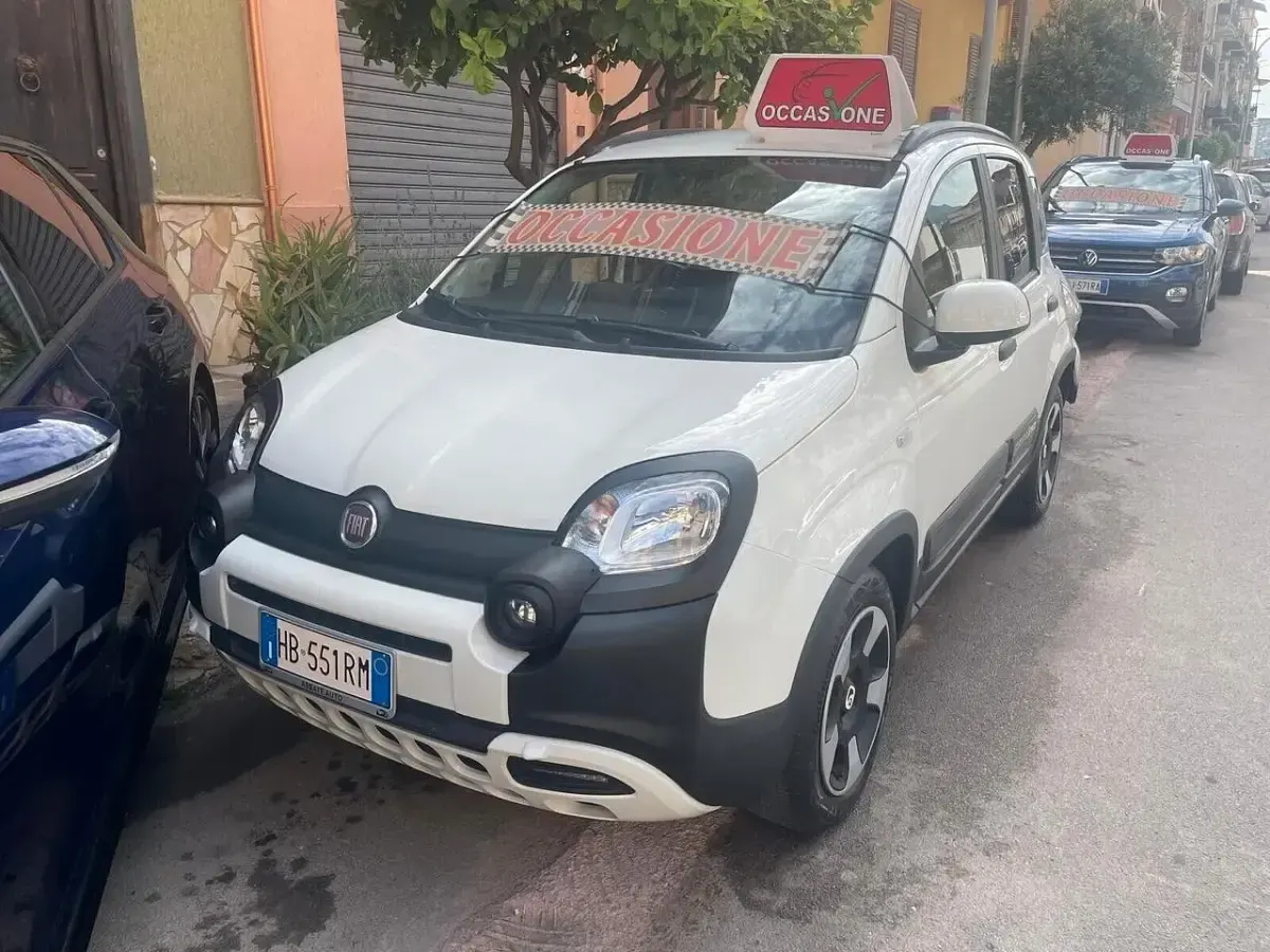 Usata Fiat Panda Cross Cross 69 CV (50 kW) 2020 Bianco Utilitaria