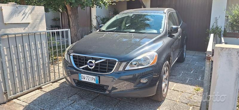 Usata Volvo XC60 Momentum 163 CV (119 kW) 2009 Nero SUV