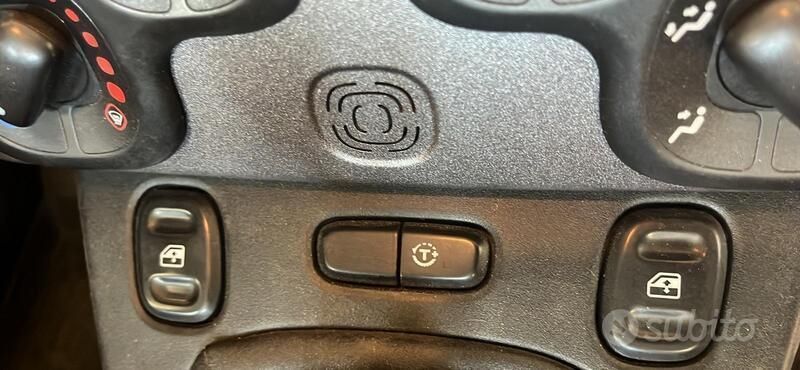 Usata Fiat Panda Trekking 75 CV (55 kW) 2013 Utilitaria