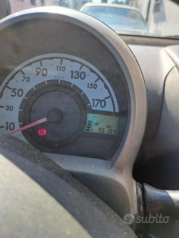 Usata Citroën C1 68 CV (50 kW) 2007 Rosso Utilitaria