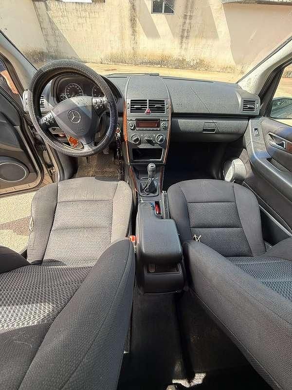 Usata Mercedes A150 Classic 95 CV (69 kW) 2005 Grigio Monovolume