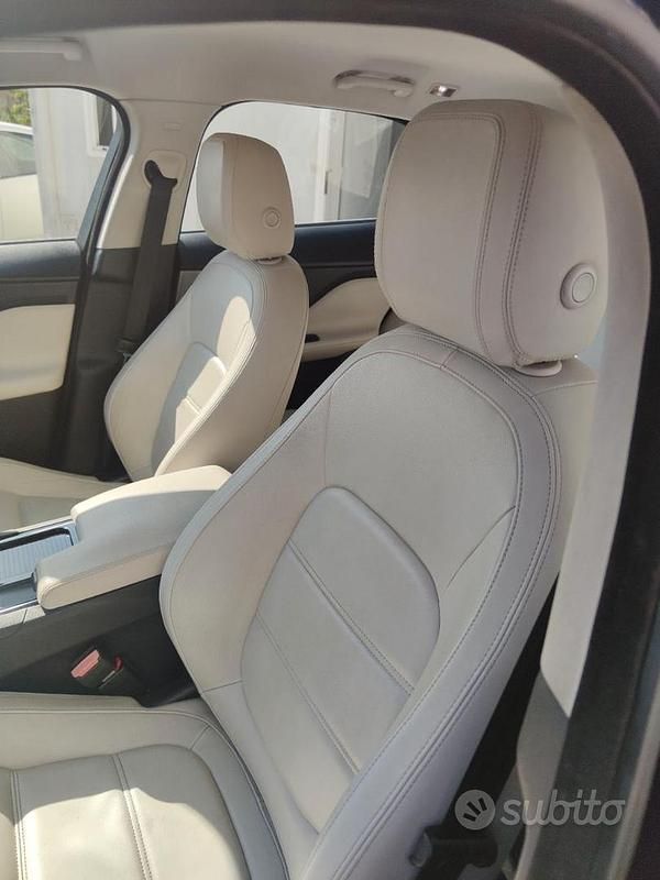 Usata Jaguar F-Pace Prestige 190 CV (139 kW) 2017 Blu SUV