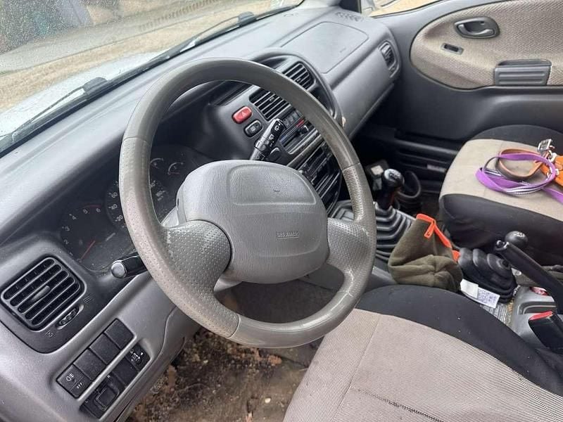 Usata 2000 Suzuki Grand Vitara SUV | 3500 € (Super prezzo) - Immagine 1/4