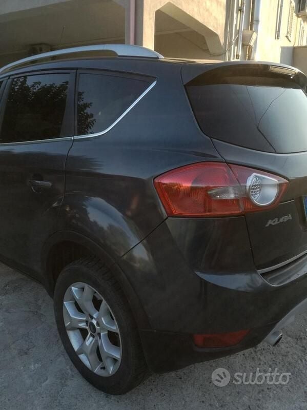 Usata Ford Kuga 136 CV (100 kW) 2010 SUV