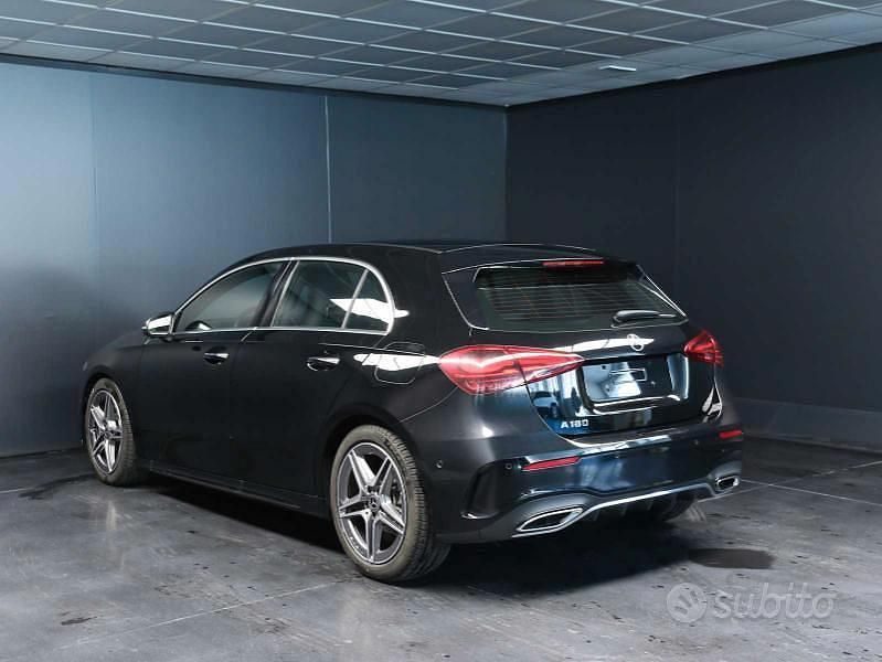 Usata Mercedes A180 AMG Line Premium 136 CV (100 kW) 2025 Nero Berlina