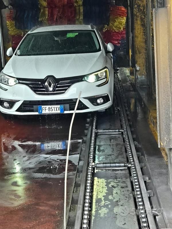 Usata Renault Mégane IV 110 CV (80 kW) 2016 Bianco Station wagon