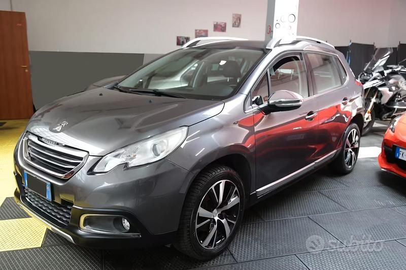 Usata Peugeot 2008 Allure 120 CV (88 kW) 2014 Grigio SUV