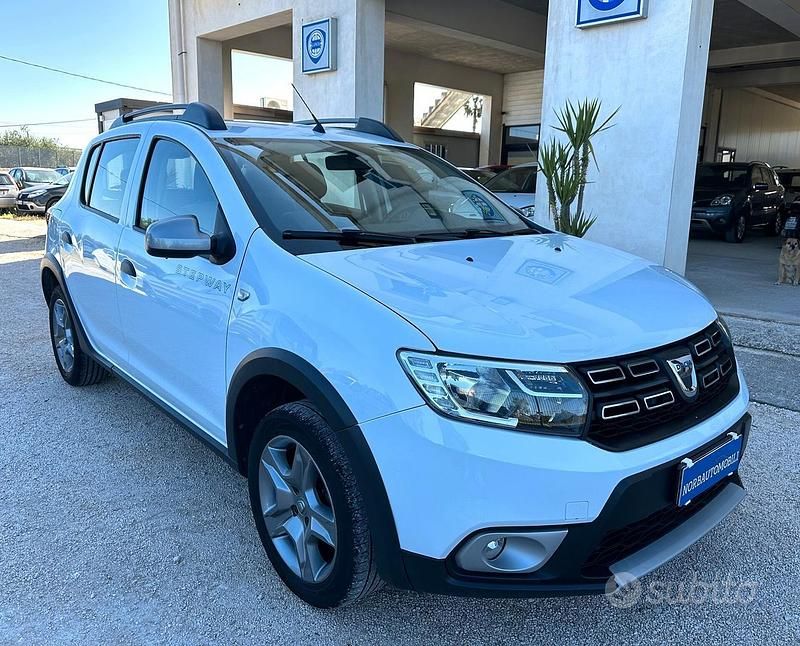Usata Dacia Sandero Stepway 95 CV (69 kW) 2020 Bianco Berlina