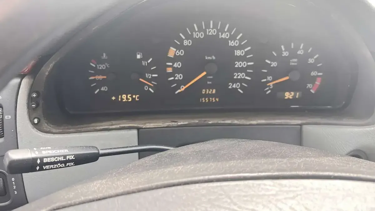 Usata Mercedes E230 136 CV (100 kW) 1995 Berlina