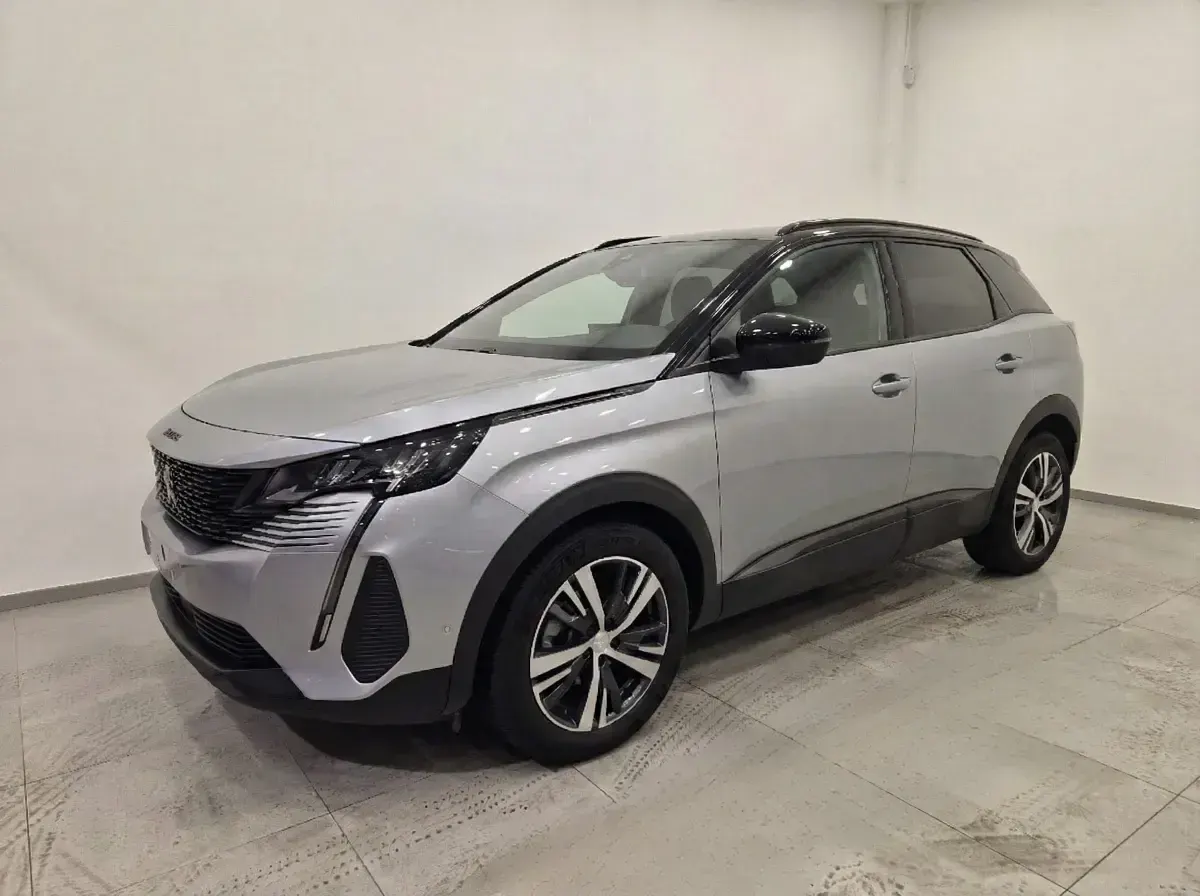 Gebraucht Peugeot 3008 131 PS (96 kW) 2024 SUV