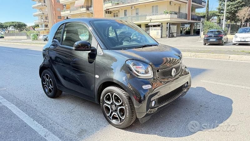 Usata Smart ForTwo Coupé Prime 90 CV (66 kW) 2019 Nero Coupé
