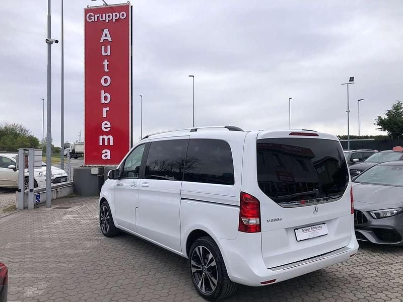 Usata Mercedes V220 163 CV (119 kW) 2020 Bianco Monovolume