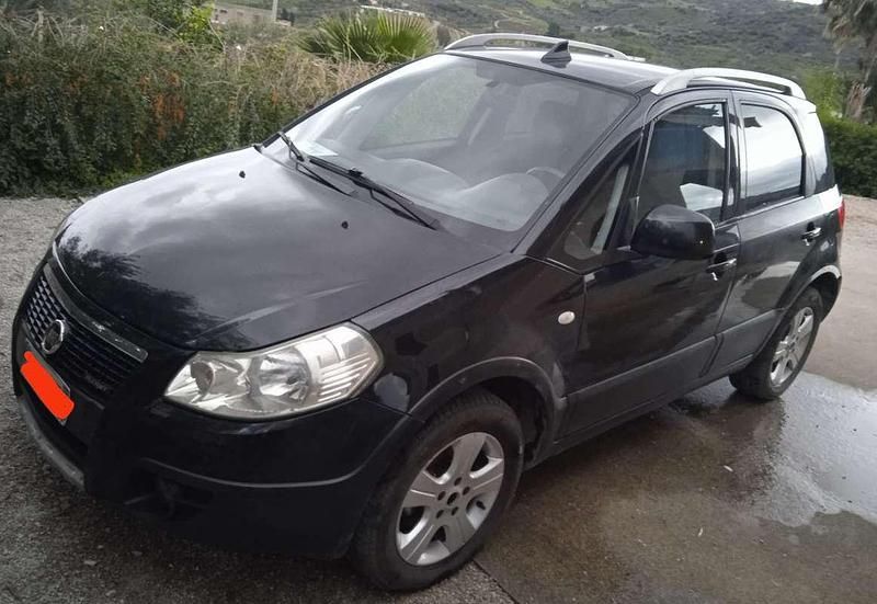 Usata Fiat Sedici Dynamic 120 CV (88 kW) 2008 SUV