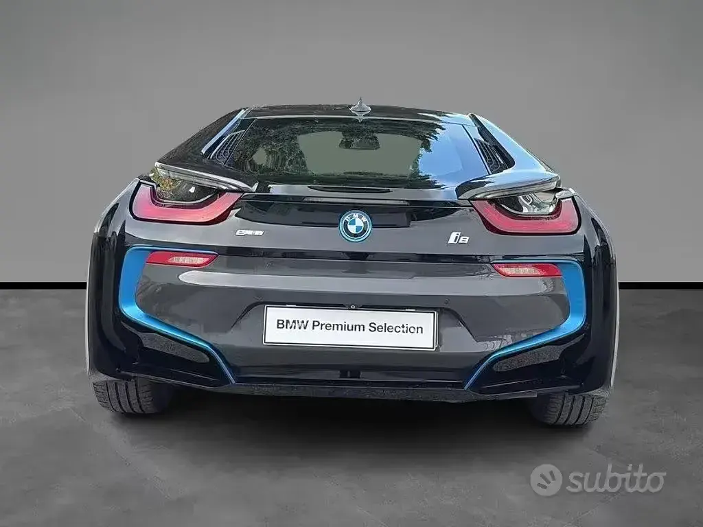Usata BMW i8 231 CV (169 kW) 2015 Nero Coupé