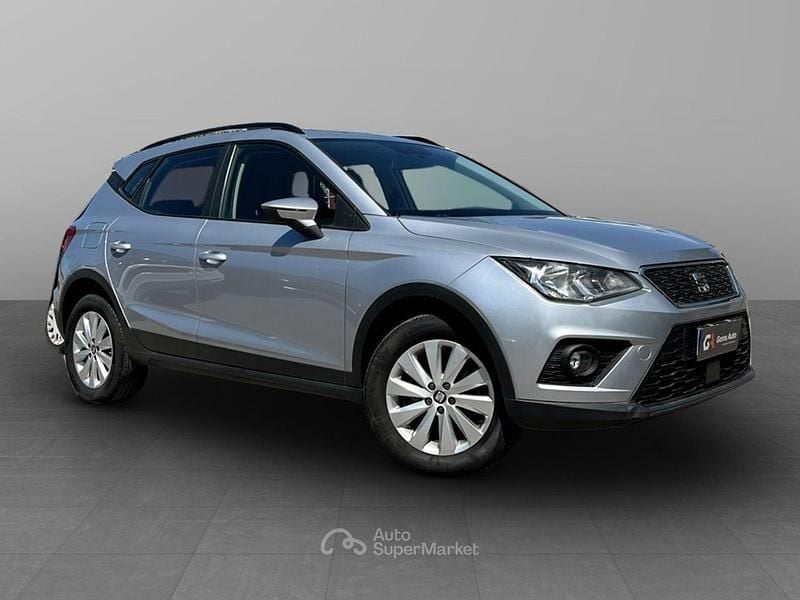 Usata Seat Arona Style 95 CV (69 kW) 2019 Argento SUV