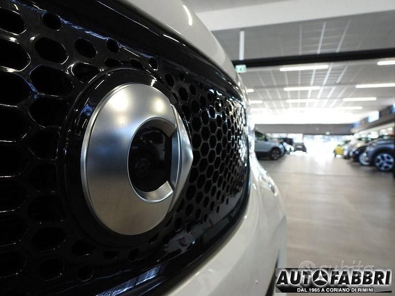 Usata Smart ForFour Prime 71 CV (52 kW) 2018 Bianco Utilitaria