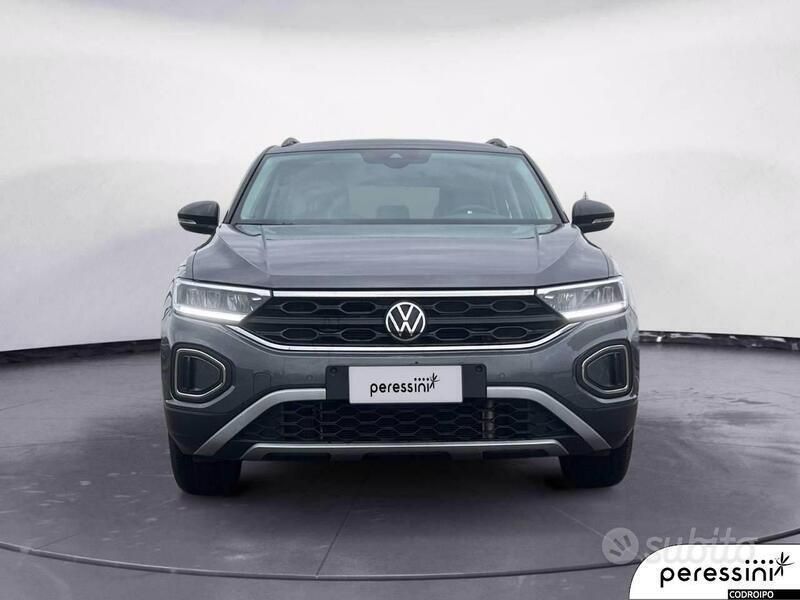 Usata VW T-Roc Life 150 CV (110 kW) 2024 Grigio SUV