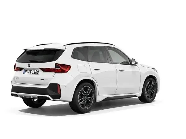 Nuova BMW X1 Comfort Edition 204 CV (150 kW) 2026 Alpin white pastello SUV