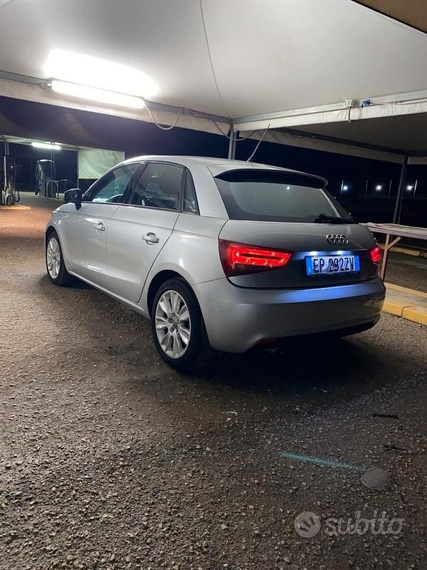 Usata Audi A1 Sportback 90 CV (66 kW) 2013 Grigio Utilitaria