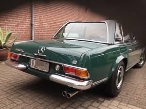 Usata Mercedes 230 150 CV (110 kW) 1967 Verde Cabrio