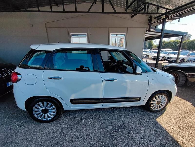 Usata Fiat 500L Lounge 85 CV (62 kW) 2015 Bianco Monovolume