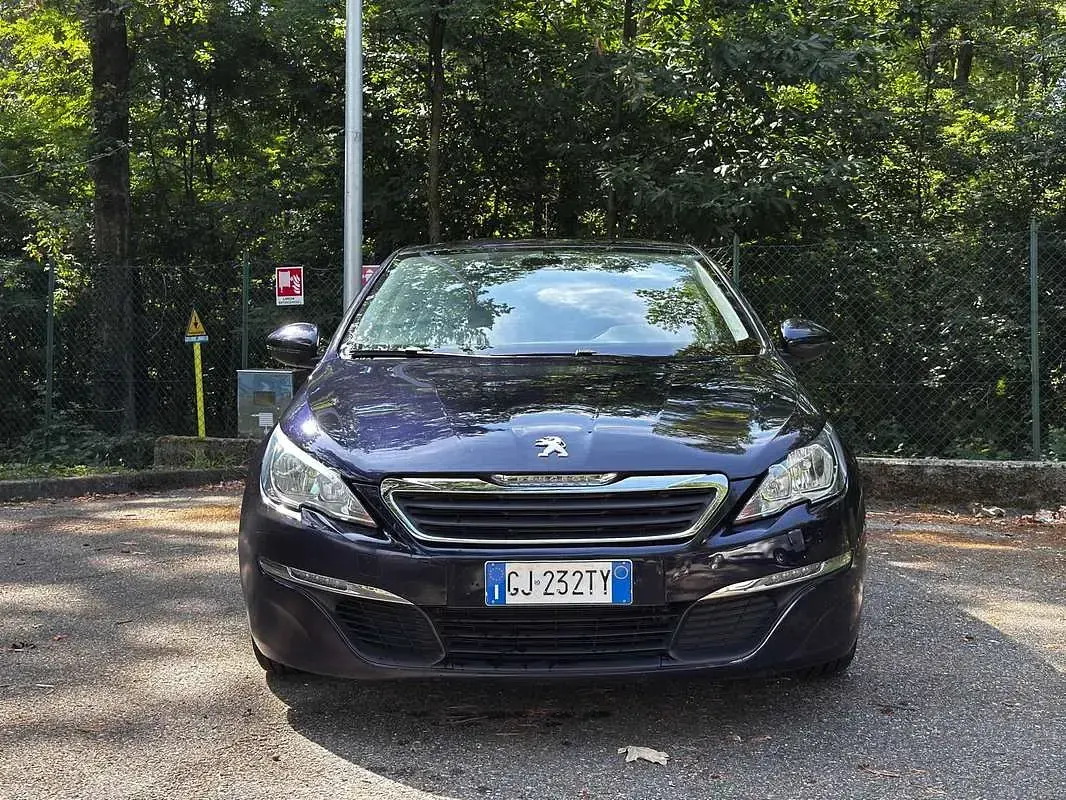 Usata Peugeot 308 Access 99 CV (72 kW) 2022 Blu/azzurro Berlina