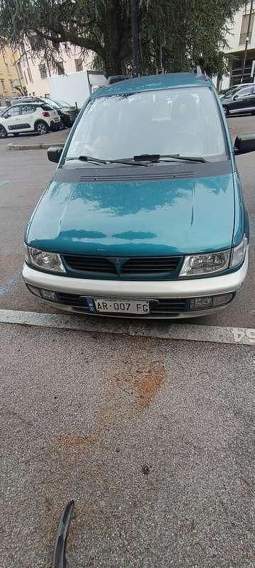 Usata Mitsubishi Space Runner 122 CV (89 kW) 1997 Blu/azzurro Monovolume