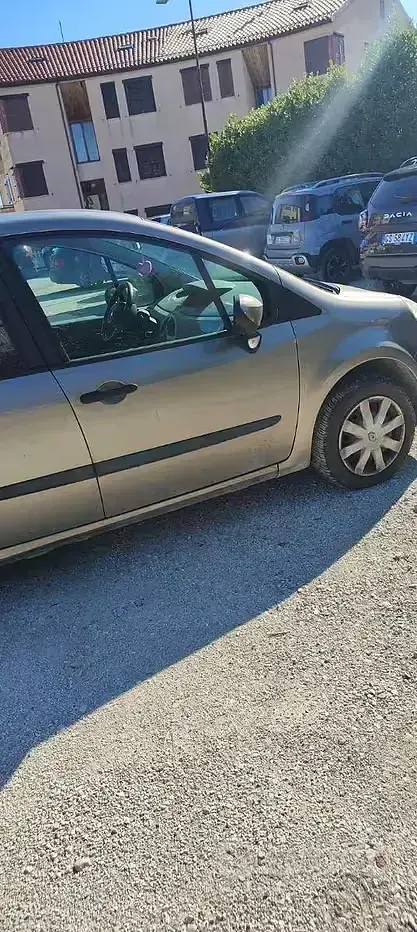Usata Renault Modus 75 CV (55 kW) 2014 Grigio Monovolume