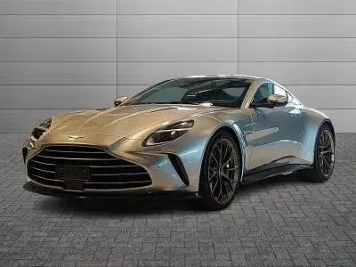Nuova Aston Martin Vantage 665 CV (489 kW) 2026 Lightning silver Coupé