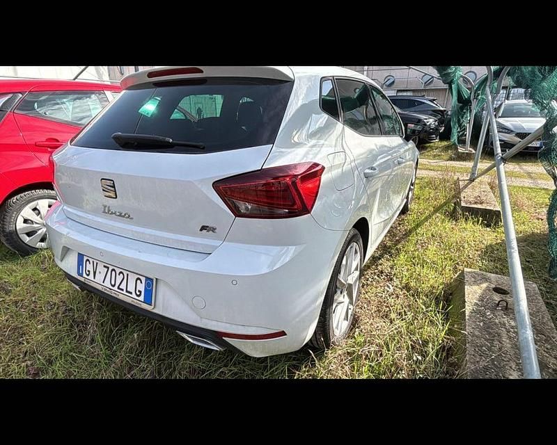 Usata Seat Ibiza 95 CV (69 kW) 2024 Bianco Utilitaria