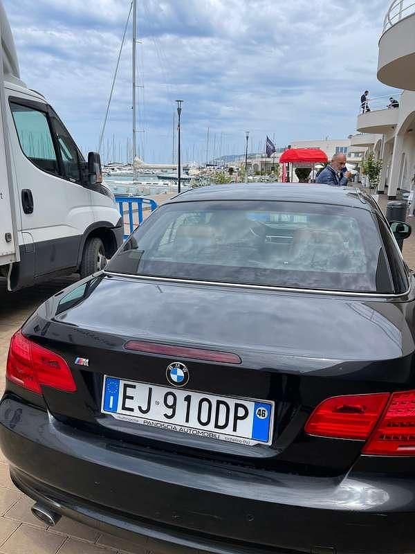 Usata BMW 320 Cabriolet M Sport 184 CV (135 kW) 2011 Nero Cabrio