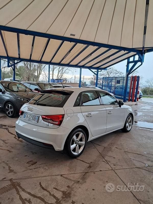 Usata Audi A1 90 CV (66 kW) 2015 Bianco Utilitaria