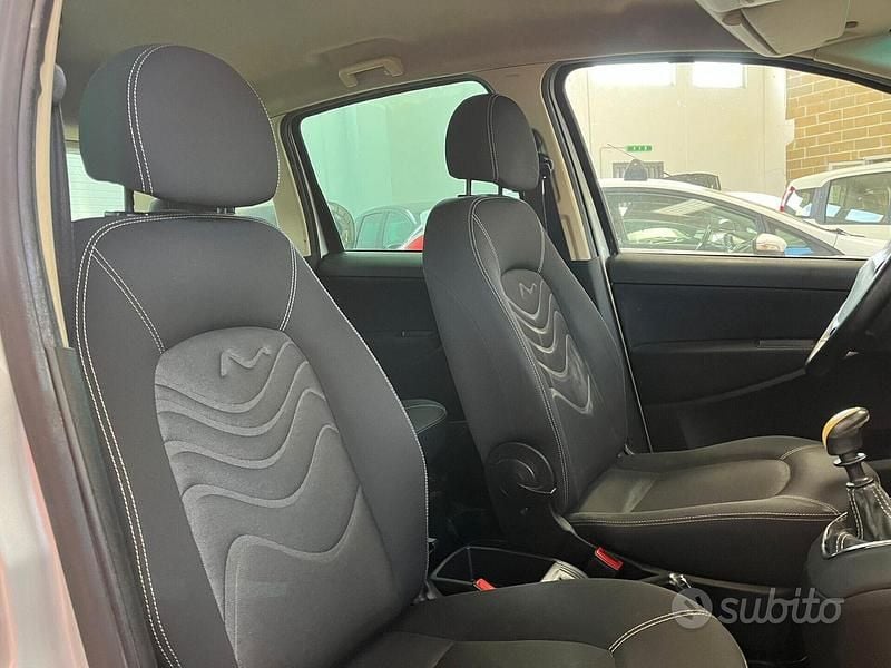 Usata Lancia Musa 77 CV (56 kW) 2012 Grigio Monovolume