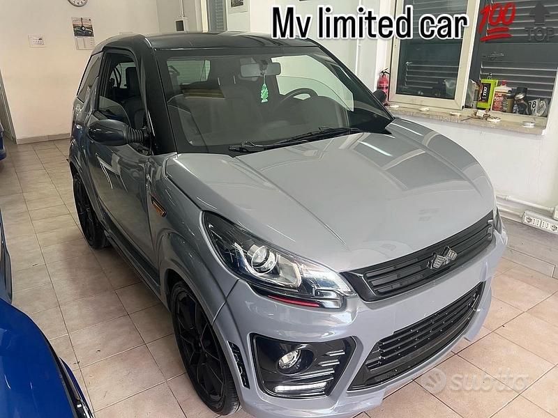 Grigio Usata 2022 Ligier JS50 Due volumi | 10.990 € (Buon prezzo) - Immagine 1/4